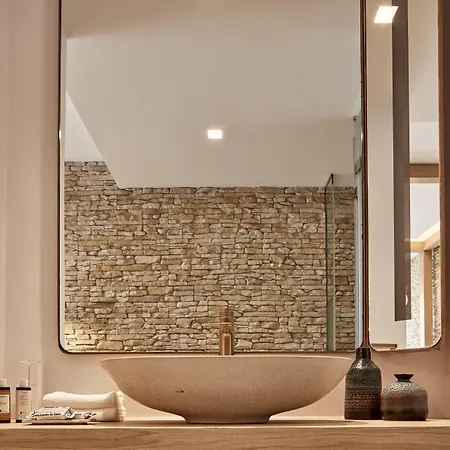 ماي كونيان نايا - ومنتجعات بريفيرد Mykonos Town